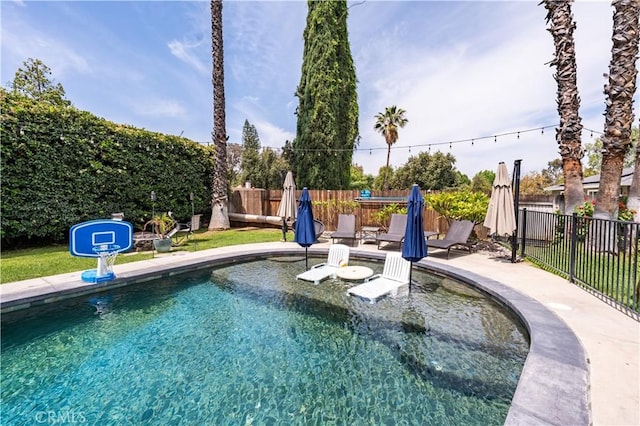 1544 Bellefontaine Dr, Riverside, CA 92506 - photo 33