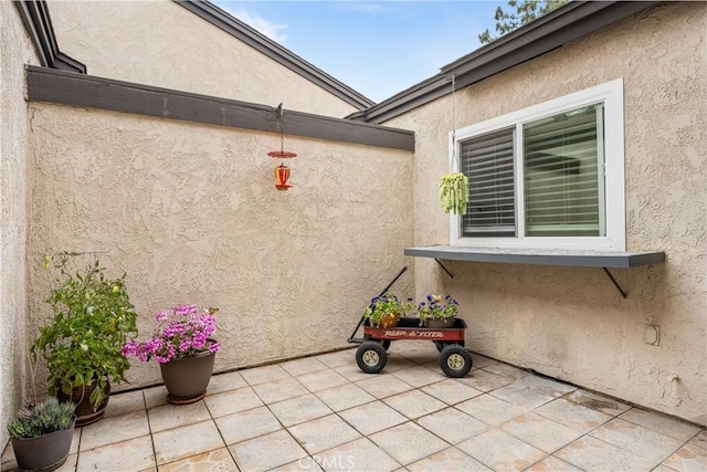 2726 Torrey Pine Dr Unit 12, Fullerton, CA 92835 - view of patio / terrace