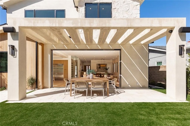 22640 Clarendon St, Woodland Hills, CA 91367 - view of patio / terrace