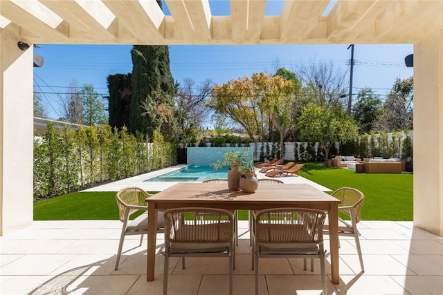 22640 Clarendon St, Woodland Hills, CA 91367 - fenced backyard with an outdoor hangout area, a patio, and outdoor dining area