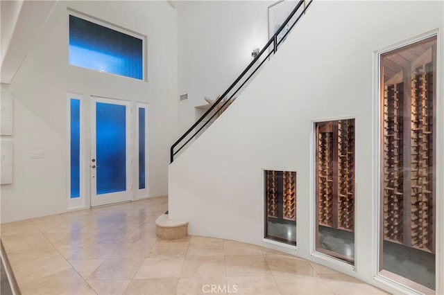 3141 Hillrose Dr, Rossmoor, CA 90720 - entrance foyer with a towering ceiling and tile patterned floors