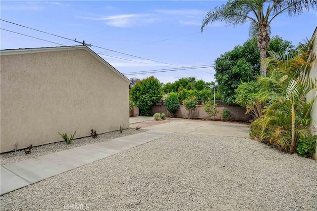 9331 Hunt Ave, South Gate, CA 90280 - view of yard with a patio area