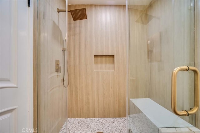 9331 Hunt Ave, South Gate, CA 90280 - full bathroom featuring a shower stall