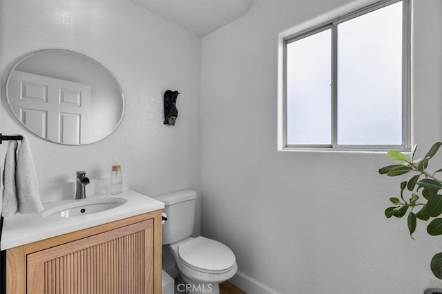 320 W 19th St Unit 1, San Pedro, CA 90731 - bathroom featuring vanity, toilet, healthy amount of natural light, and baseboards