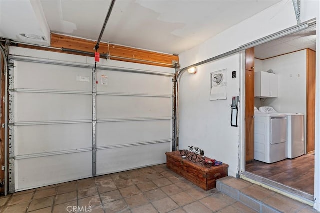 943 Meadowbrook Rd, Lake Arrowhead, CA 92352 - garage with independent washer and dryer