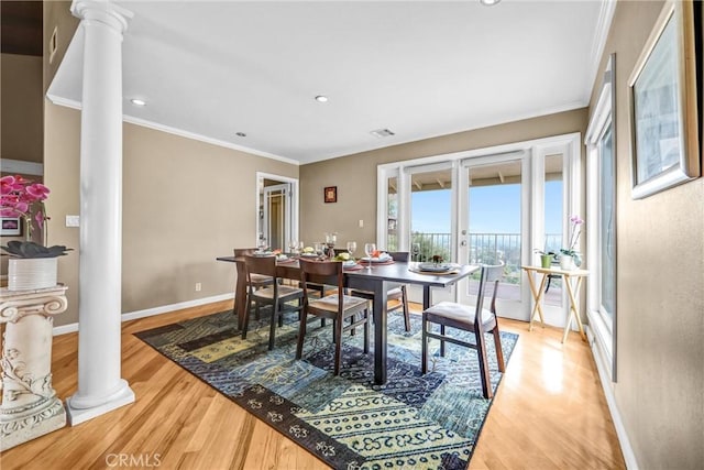 1512 Camino Lindo, South Pasadena, CA 91030 - dining space featuring decorative columns, crown molding, wood finished floors, baseboards, and recessed lighting