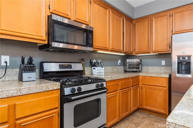 31189 Silver Moon Ct, Menifee, CA 92584 - photo 17