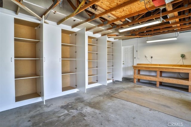 10249 Candlewood St, Rancho Cucamonga, CA 91730 - view of garage