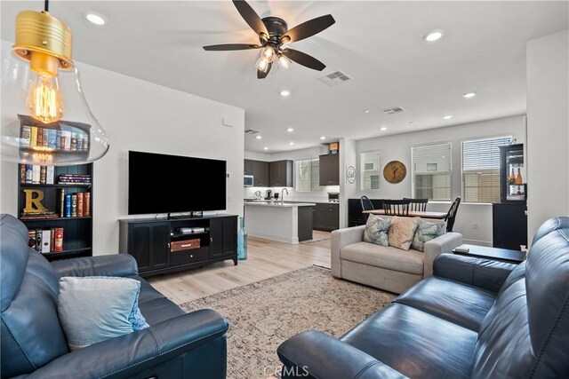 3001 Honolulu Ln, Simi Valley, CA 93065 - photo 8