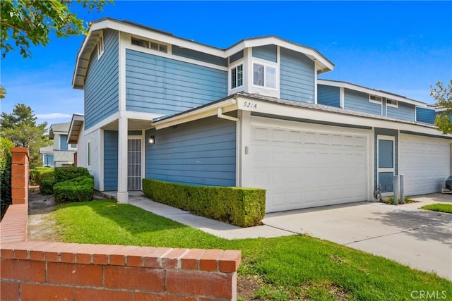 921 Boon Pl Unit A, Corona, CA 92881 - traditional home with driveway