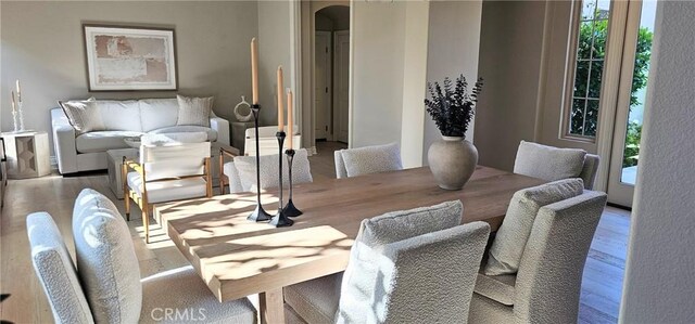 29310 Paseo Palmar, San Juan Capistrano, CA 92675 - dining space with wood finished floors and arched walkways