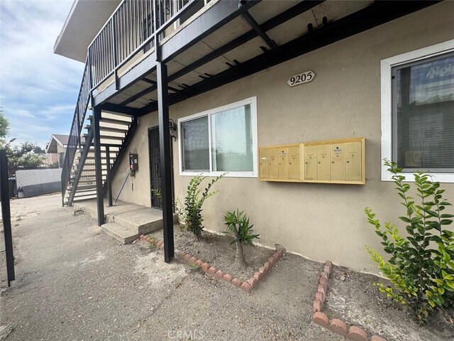 9205 S San Pedro St, Los Angeles, CA 90003 - photo 3