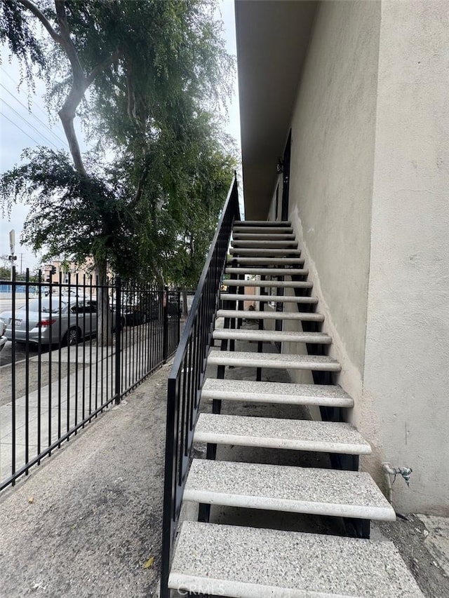 9205 S San Pedro St, Los Angeles, CA 90003 - photo 17