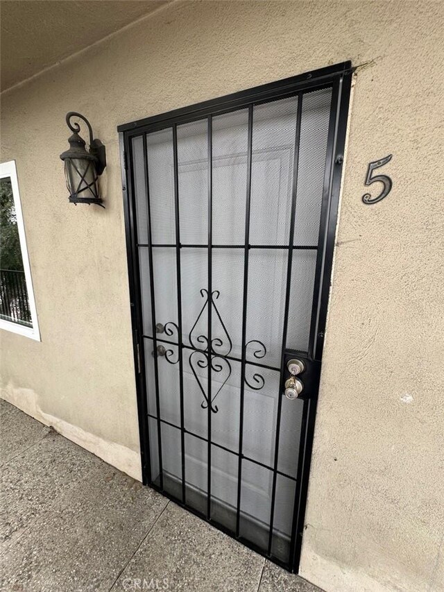 9205 S San Pedro St, Los Angeles, CA 90003 - photo 22