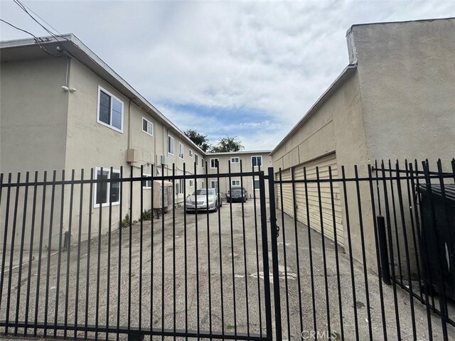 9205 S San Pedro St, Los Angeles, CA 90003 - photo 8