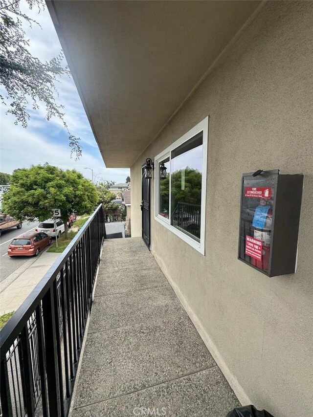 9205 S San Pedro St, Los Angeles, CA 90003 - photo 18