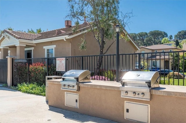 19728 Ellis Henry Ct, Newhall, CA 91321 - view of patio / terrace