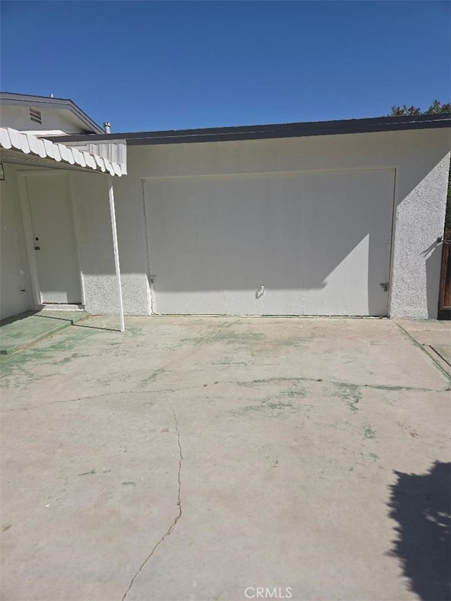 1512 Forane, Barstow, CA 92311 - view of garage