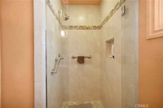 2006 W 180th Pl, Torrance, CA 90504 - bathroom featuring a shower stall