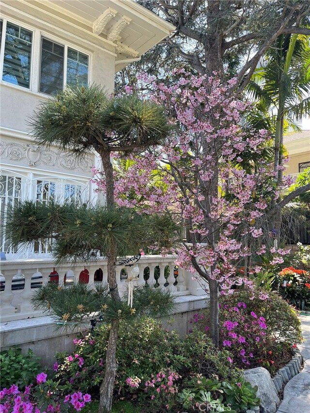 434 S Irving Blvd, Los Angeles, CA 90020 - photo 16