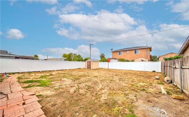 1442 W 220th St, Torrance, CA 90501 - view of fenced backyard