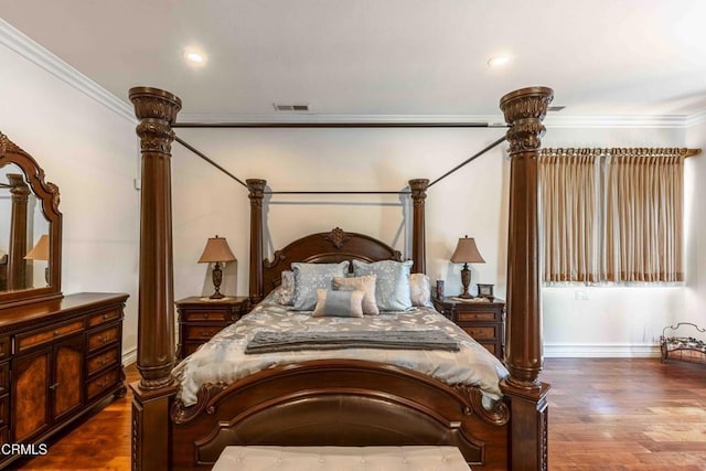 3007 Springbank Ct, Bakersfield, CA 93311 - bedroom featuring wood finished floors, ornamental molding, baseboards, and recessed lighting