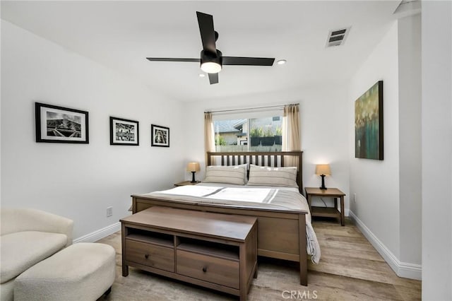 4852 W 129th St, Hawthorne, CA 90250 - bedroom featuring light wood-style floors, a ceiling fan, and recessed lighting