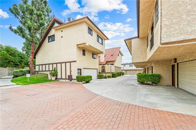 5471 E Centralia St Unit 24, Long Beach, CA 90808 - view of brick / pavers driveway
