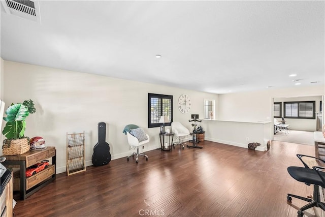 7925 Hemingway Ct, Fontana, CA 92336 - living area with wood finished floors, recessed lighting, and baseboards