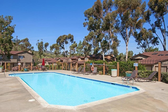 7398 Park View Ct Unit 135, Santee, CA 92071 - community pool with a residential view and a patio
