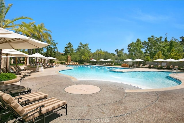 8126 Santaluz Village N, San Diego, CA 92127 - community pool with a patio area