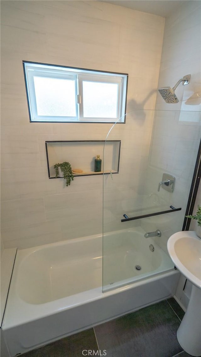 1520 Ohio Ave, Long Beach, CA 90804 - bathroom with plenty of natural light, shower / washtub combination, and tile patterned flooring