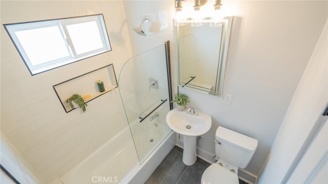 1520 Ohio Ave, Long Beach, CA 90804 - bathroom with toilet, a chandelier, baseboards, bathtub / shower combination, and tile patterned flooring