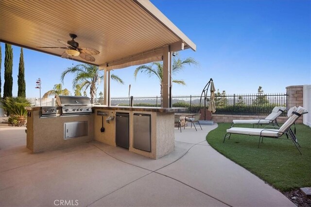 23501 Brigin Pl, Murrieta, CA 92562 - view of patio with ceiling fan