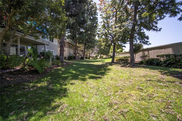 270 Avenida Sevilla Unit C, Laguna Woods, CA 92637 - view of green lawn