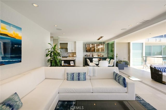 1585 S Coast Unit 2, Laguna Beach, CA 92651 - living area featuring recessed lighting