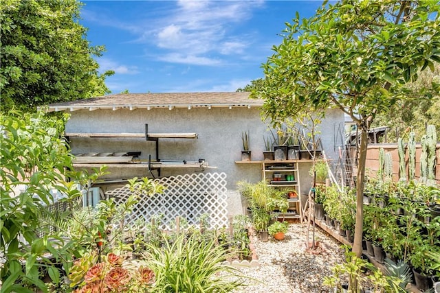 8960 Telfair Ave, Sun Valley, CA 91352 - back of property featuring stucco siding