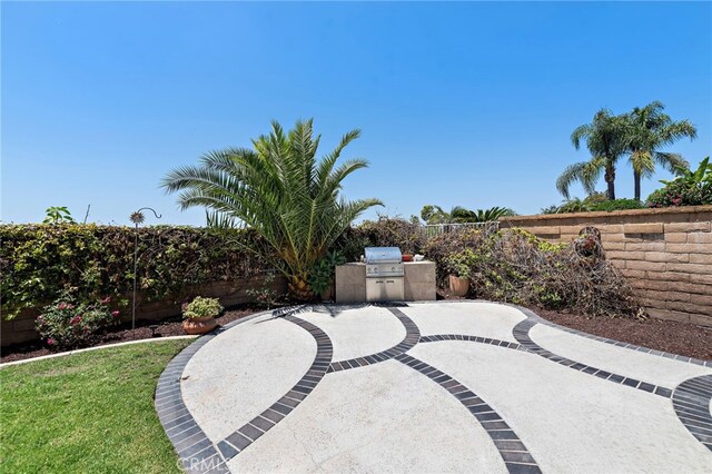 25311 Misty Rdg, Mission Viejo, CA 92692 - fenced backyard featuring a patio area