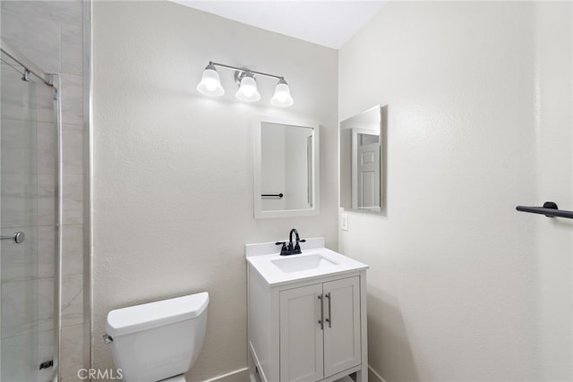 25311 Misty Rdg, Mission Viejo, CA 92692 - full bath featuring toilet, vanity, and a tile shower