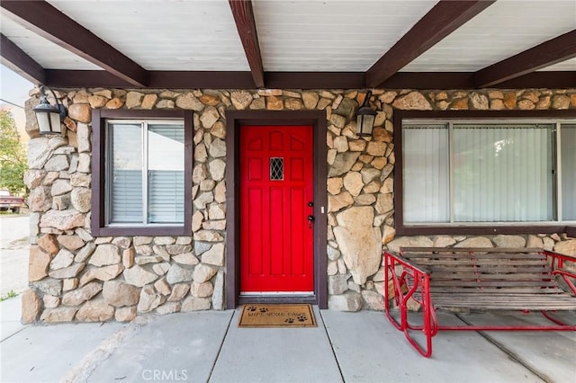 233 Glen Avon Dr, Cedar Glen, CA 92321 - entrance to property with stone siding