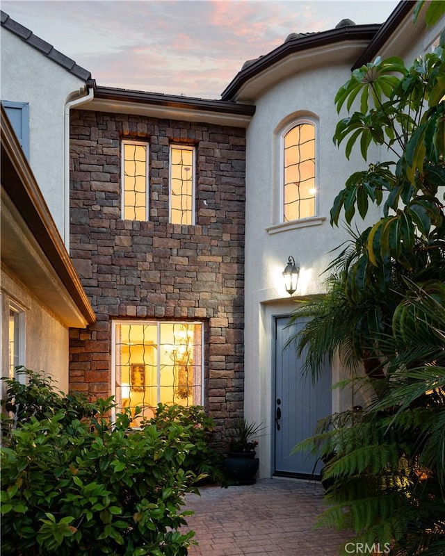 114 Via Monte Picayo, San Clemente, CA 92673 - property entrance featuring stucco siding and stone siding