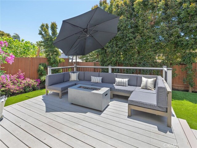 618 W Elm Ave, El Segundo, CA 90245 - wooden deck with an outdoor living space with a fire pit and a fenced backyard