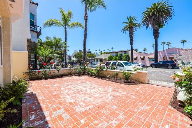 326 6th St, Huntington Beach, CA 92648 - photo 4