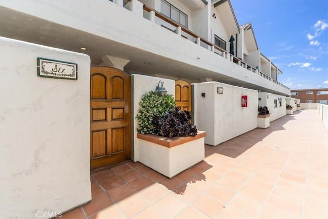 1110 Esplanade Unit 6, Redondo Beach, CA 90277 - view of exterior entry featuring stucco siding