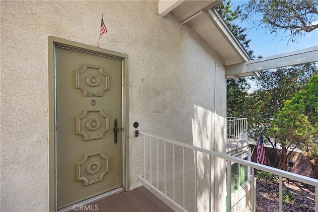 124 Via Estrada Unit O, Laguna Woods, CA 92637 - property entrance with stucco siding