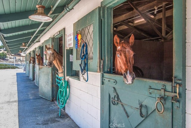124 Via Estrada Unit O, Laguna Woods, CA 92637 - view of horse barn