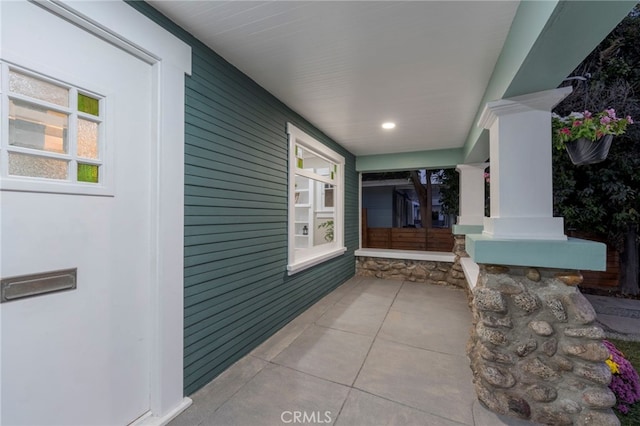 1322 N June St, Los Angeles, CA 90028 - entrance to property with covered porch