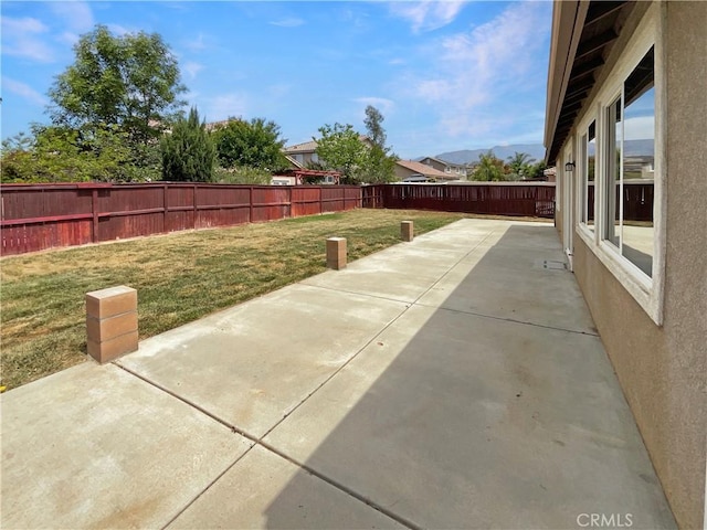 1281 Smoke Tree Ln, Beaumont, CA 92223 - view of patio / terrace