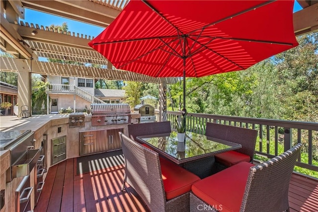7626 E Saddlehill Trl, Orange, CA 92869 - deck with outdoor dining area