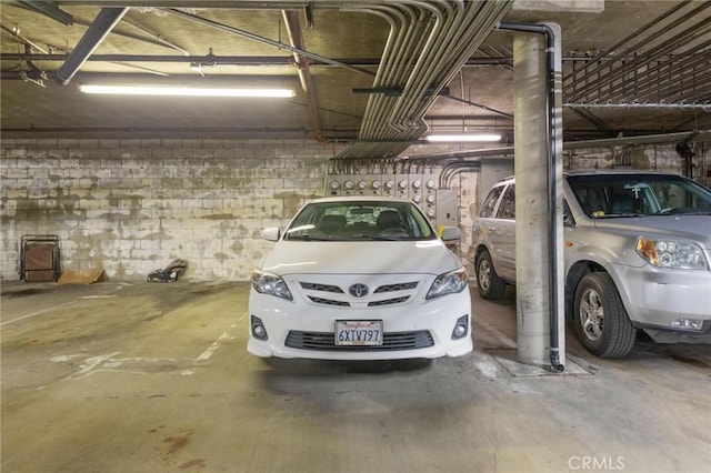1140 Pacific Ave Unit 10, Long Beach, CA 90813 - parking deck with concrete block wall